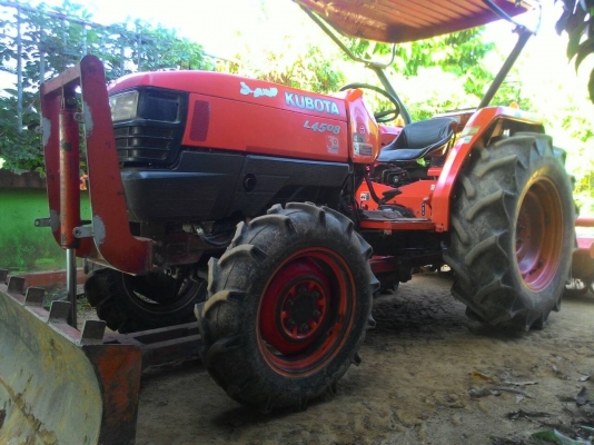 ขายรถไถ KUBOTA L4508 แถมดันหน้า และโรตารี่ ราคา 240,000 ทะเบียนพร้อมโอน เครื่องดี เกียร์ดี ไฮดรอลิคดี พร้อมใช้งาน รถอยู่ อ.แกลง จ.ระยอง สนใจ สอบถาม 0818618678,0899347475 มีรถขนส่งบริการทั่วประเทศไทย ร้าน DC Tractor Rayong