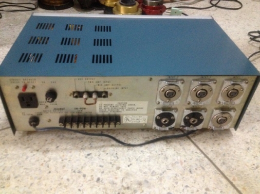 เเอม VINTAGE TOA SOLID PA AMPLIFIER เก่าญี่ปุ่นสภาพสวยใช้ไฟ100V