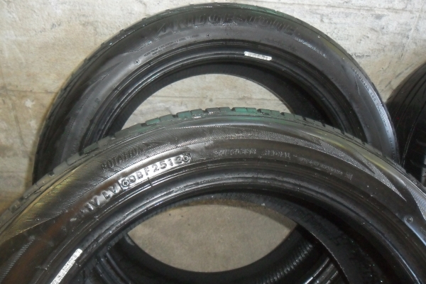 ยาง BRIDGESTONE 195/50R16ปี13 สวยๆ 4 เส้น ราคา 2500 บาท