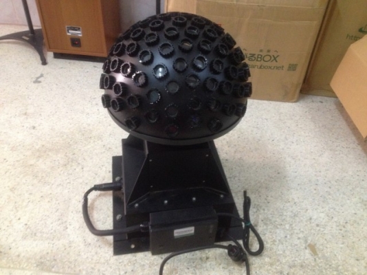 ไฟเท็ค CLAY PAKY ของ ITALY เก่าญี่ปุ่นเเท้สภาพตามรูปลองไม่เป็นครับตามสภาพ