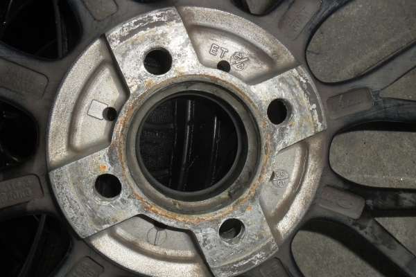 ล้อแม็ก 17นิ้ว4รู100 พร้อมยาง สวยๆ 4 ล้อ ราคา 6500 บาท ล้อแม็ก 17นิ้ว4รู100 พร้อมยาง สวยๆ 4 ล้อ ราคา 6500 บาท