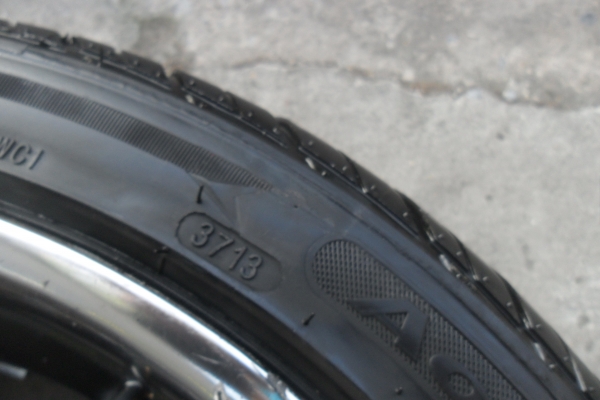 ล้อแม็ก 17นิ้ว4รู100 พร้อมยาง สวยๆ 4 ล้อ ราคา 6500 บาท ล้อแม็ก 17นิ้ว4รู100 พร้อมยาง สวยๆ 4 ล้อ ราคา 6500 บาท