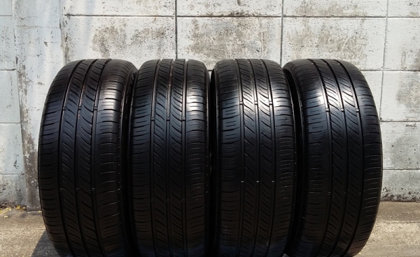 ยาง,205-55-16 DUNLOP EC300 ดอกหนาปี14 ชุดละ 3,000