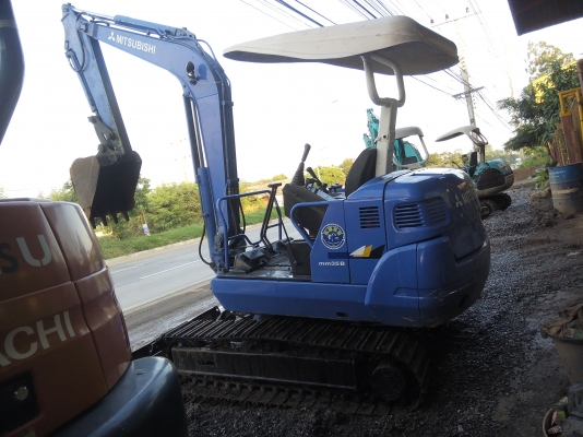 ขายรถขุดMITSUBISHI รุ่น MM35B เก่านอก มีเอกสาร สีสวย แทรกใหม่. สนใจโทร : 099-907-9273กิ๊ฟ