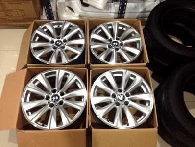 ล้อแม็กซ์ BMW 18นิ้ว ใส่ซีรีย์5 ลายก้านคู่ ET20 กว้าง 8นิ้ว