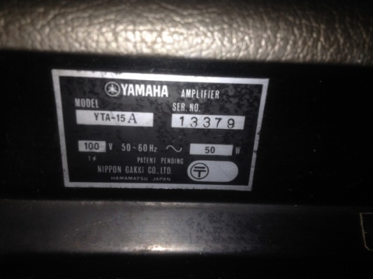 ตู้เเอม YAMAHA YTA 15 A ของเก่าญี่ปุ่นเเท้สภาพสวยใช้ไฟ100V