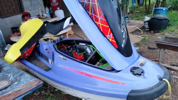 เจ๊ทสกีมือสองขายด่วน