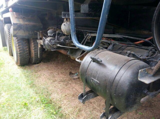 ขายดั้ม2เพลา FM3M เครื่อง240แรง สภาพพร้อมใช้งาน เอกสารพร้อมโอน สนใจโทร 090-8588220คุณนะ 093-3258446คุณบิว หรือเข้าดูสินค้าอื่นๆได้ที่ www.truck.in.th/498 หรือเพจFacebook ณรงค์ ซื้อขายรถมือสอง (เว็บไซต์ส่วนตัว) หรือFacebook ตลาดรถมือสอง คุณนะ