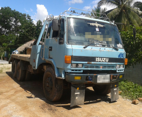 ISUZU ROCKY 210