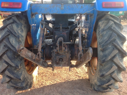 แทรกเตอร์แชมป์ 6255 สภาพดีเดิมๆทั้งคันพร้อมใช้งานไม่เคยทำสีมีผานดันหน้าและโรตารี่