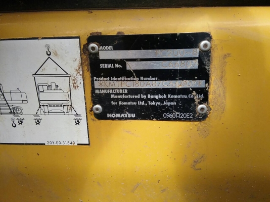ขายKOMATSU PC200-8ไมล์5,xxxชม.เอกสารเล่มทะเบียน