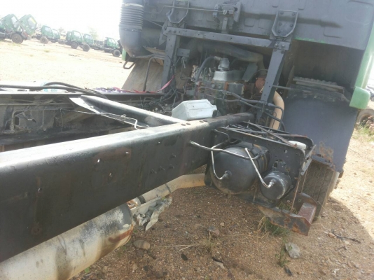 รถบรรทุก 6 ล้อ NISSAN หัวคลัชซี ปี 48 เครื่อง 216 แรง เบรคทิฟฟี่ พวงมาลัยเพาเวอร์ ราคา 485,000 บ.รถอยู่ปทุมธานี