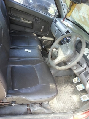 นิสสัน ฟรอนเทีย นิสสัน ฟรอนเทีย