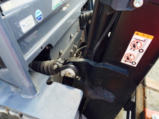 ขายรถฟอล์คลิฟต์ TOYOTA 8FG20 เบนซิน+LPG ขนาด2ตัน.เสาสูง3.5 เมตร.งาสไลด์ ขายรถฟอล์คลิฟต์ TOYOTA 8FG20 เบนซิน+LPG ขนาด2ตัน.เสาสูง3.5 เมตร.งาสไลด์