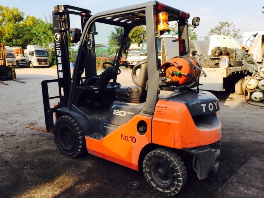 ขายรถฟอล์คลิฟต์ TOYOTA 8FG20 เบนซิน+LPG  เกียร์ออโตเมติค   ยางตันใหม่  4  เส้น.เสาสูง3.5 เมตร.งาสไลด์