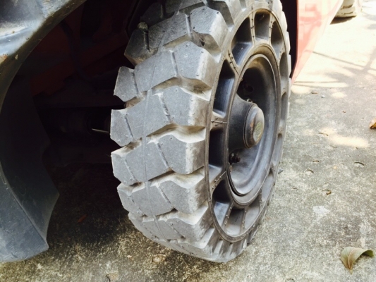 ขายรถฟอล์คลิฟต์ TOYOTA 8FG20 เบนซิน+LPG  เกียร์ออโตเมติค   ยางตันใหม่  4  เส้น.เสาสูง3.5 เมตร.งาสไลด์