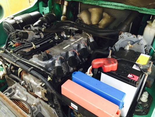 ขายโฟล์คลิฟท์  MITSUBISHI  KFG20  ขนาด  2  ตัน เบนซิน+LPG  เสา  3  เมตร  เกียร์ออโตเมติค   ยางตันใหม่  4  เส้น