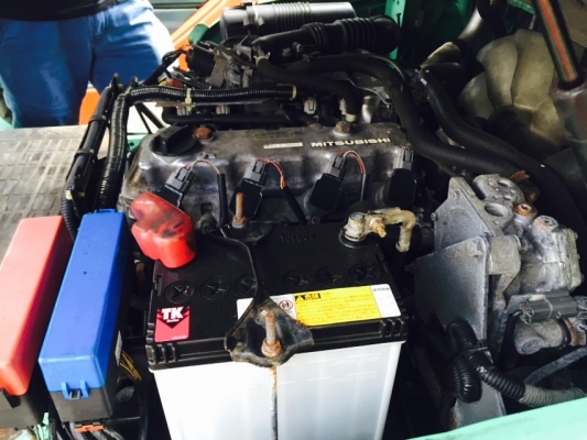 ขายโฟล์คลิฟท์  MITSUBISHI  KFG20  ขนาด  2  ตัน เบนซิน+LPG  เสา  3  เมตร  เกียร์ออโตเมติค   ยางตันใหม่  4  เส้น