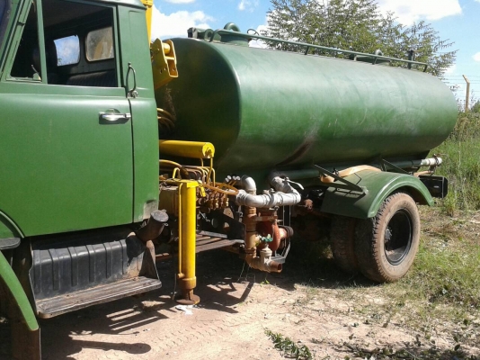 6ล้อหน้ายาวรถน้ำHINO...มีเครนเฮียบด้วย เล่มพร้อม..รุ่นหัวกีนตึก..