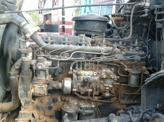 6ล้อหน้ายาวรถน้ำHINO...มีเครนเฮียบด้วย เล่มพร้อม..รุ่นหัวกีนตึก..