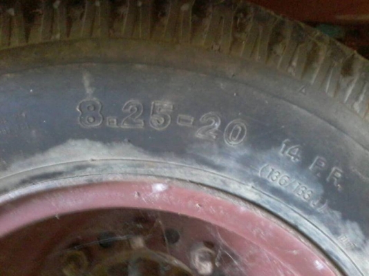 เทเลอร์ 8 ล้อ