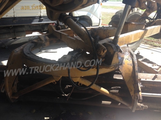 รถเกรด ยี่ห้อ  CATERPILLAR  รุ่น G140