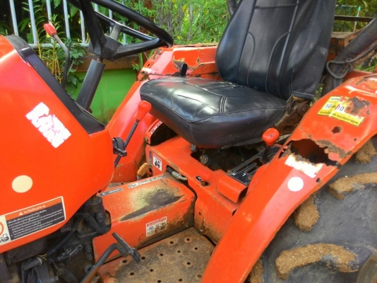ขายรถไถ KUBOTA L3408  ราคา 135,000 ทะเบียนพร้อมโอน รถใช้งาน ได้ปกติ รถอยู่ อ.แกลง จ.ระยอง สนใจ สอบถาม 0818618678,0899347475 มีรถขนส่งบริการทั่วประเทศไทย ร้าน DC Tractor Rayong https://www.facebook.com/Tractors-Rayong-307154532717928/