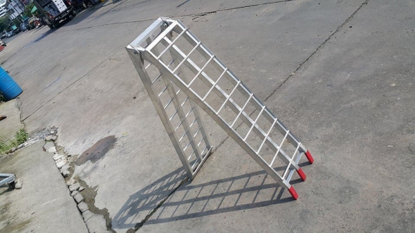 บันไดขึ้น มอเตอร์ไซค์ Bigbike ATV อลูมิเนียมพับได้ น้ำหนักเบา จำนวณจำกัดนะครับราคานี้