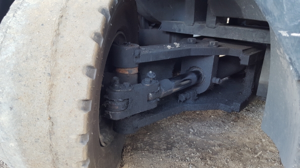 ขายรถยกดีเซล2.5ตัน..เลี้ยวไฮโดรลิค