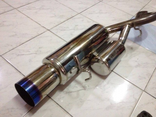 ขายท่อNITTO  สภาพสวย ขนาดใส้1.8นิ้ว ถอดออกจาก โตโยต้า ยาริส เกียรโอโต้ ปากกว้าง4นิ้ว พักกลางยาว13นิ้ว ปลายยาว5นิ้ว ราคา2200บาท โทร0924462525โส กทม