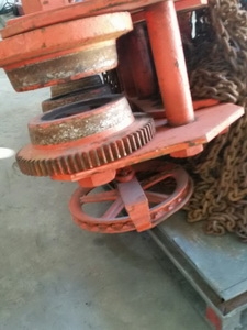 ขาย - รอกโซ่ สาว ขนาดใหญ่ 40 ตัน มือสองญี่ปุ่น เหล็กหนา ทนทาน ขาย - รอกโซ่ สาว ขนาดใหญ่ 40 ตัน มือสองญี่ปุ่น เหล็กหนา ทนทาน