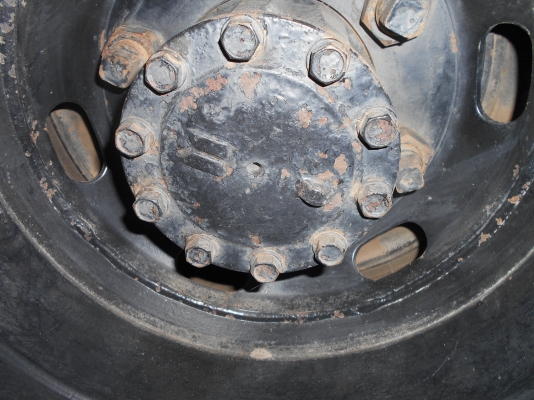 ขายอีซุซุดั้มเครื่อง 175 แรงสภาพดีพร้อมใช้ยางดี 6 เส้นสวยๆครับ