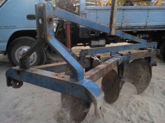 ขาย พาน 3 โครง 4 ใบ 26 นิ้ว บัวใหญ่ น็อต 6 ตัวพ่อค้าตัดราคาได้