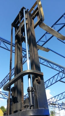 ขายโฟคลิฟท์ TCM  2.5 ตันเสาสูง 4 เมตร ราคา 90,000 บาท