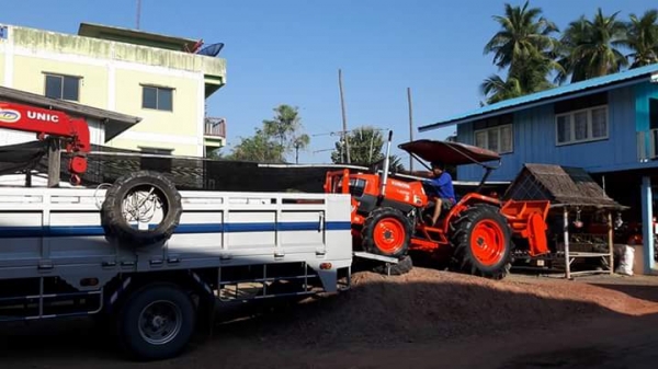 ปัญญาแทรคเตอร์..จัดมาให้ครับ ด่วน!!!คูโบต้า L4508 ตัวเปล่า พร้อมเล่มทะเบียน จัดส่ง อ.เมือง จ.สระบุรี