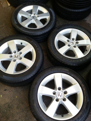 ล้อ honda ขอบ16 5รู114พร้อมยางปี15