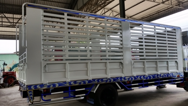 ขายรถบรรทุก 6 ล้อ