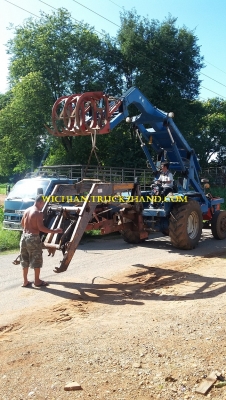 ขอบคุณช่างสิทธิพล อุตรดิตย์มากครับ ขายแล้วชุดตักหน้ารถไถฟอร์ดเก่านอก รุ่นCONDOR 302 ของฝรั่งเศส กระบอกขนาดใหญ่