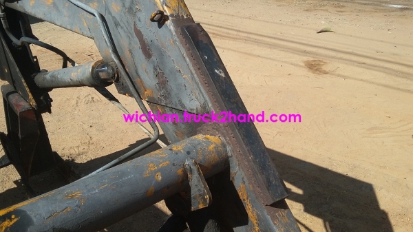 ขอบคุณช่างสิทธิพล อุตรดิตย์มากครับ ขายแล้วชุดตักหน้ารถไถฟอร์ดเก่านอก รุ่นCONDOR 302 ของฝรั่งเศส กระบอกขนาดใหญ่
