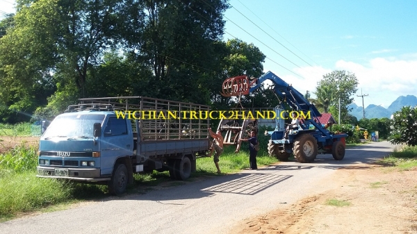 ขอบคุณช่างสิทธิพล อุตรดิตย์มากครับ ขายแล้วชุดตักหน้ารถไถฟอร์ดเก่านอก รุ่นCONDOR 302 ของฝรั่งเศส กระบอกขนาดใหญ่