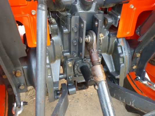 ปัญญาแทรคเตอร์..จัดมาให้ครับ ด่วน!!!คูโบต้า L3608 พร้อมใบมีดคานล่าง พร้อมผานบุกเบิกตราช้าง 22&times;4 ยางใหม่4เส้น จัดส่ง อ.เมือง จ.กำแพงเพชร