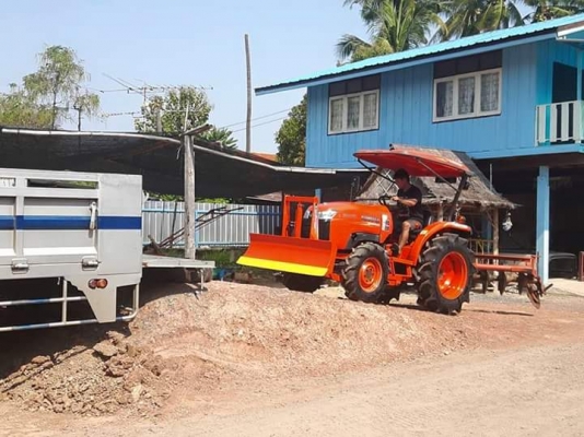 ปัญญาแทรคเตอร์..จัดมาให้ครับ ด่วน!!!คูโบต้า L3608 พร้อมใบมีดคานล่าง พร้อมผานบุกเบิกตราช้าง 22&times;4 ยางใหม่4เส้น จัดส่ง อ.เมือง จ.กำแพงเพชร