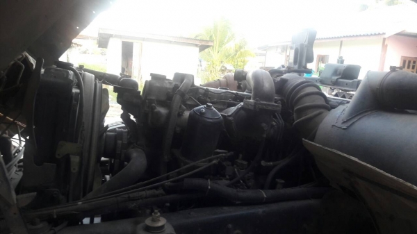 สิบล้อ มิตซู ไอ้หลง 220โบว์ FN527 ปี39 TF 2เพา แม่ลูก 3คาน  สภาพดีสวยบางเดิมทุกคัน ทะเบียนพร้อมโอน