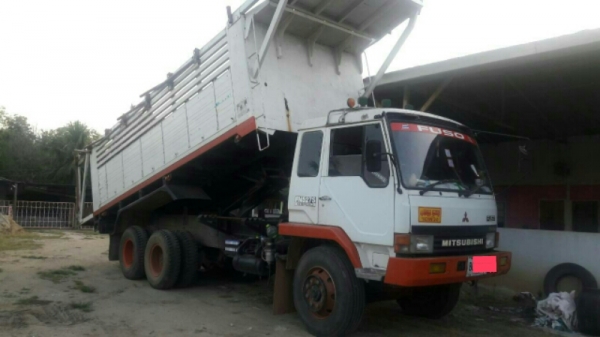 สิบล้อ มิตซู ไอ้หลง 220โบว์ FN527 ปี39 TF 2เพา แม่ลูก 3คาน  สภาพดีสวยบางเดิมทุกคัน ทะเบียนพร้อมโอน