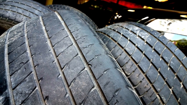 ขายล้อกะทะ+ยาง ปลดจาก yaris 2012 ขายล้อกะทะ+ยาง ปลดจาก yaris 2012