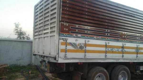 ขายไอ้หลง 10 ล้อดั้ม เพลาเดียว FN516M เครื่อง 6D16 195 แรงม้า คัสซีสวยตลอดเส้น เบรคทิฟฟี่ พาวเวอร์ ทะเบียนเต็มพร้อมโอน