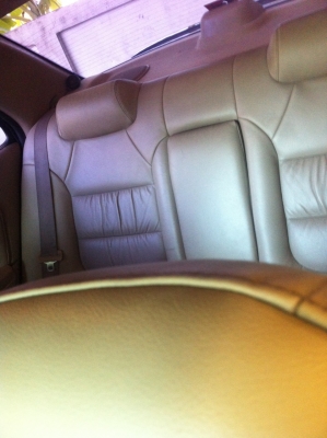 Nissan ซันนี่ นีโอ นอกในเนียบ