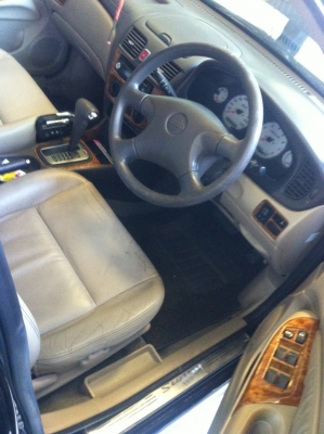 Nissan ซันนี่ นีโอ นอกในเนียบ