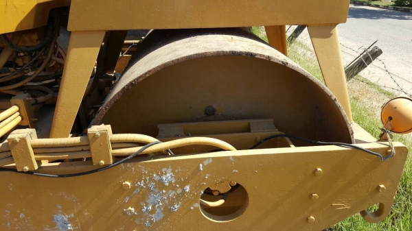 ขาย รถบดสั่นสะเทือน หน้า-หลัง เบรคดาวน์ DYNAPAC CC42A 4X4 เอกสารเล่มทะเบียนครบ รถพร้อมใช้ ซื้อไปใช้รับรองไม่ผิดหวังครับ ราคาต่อรองได้