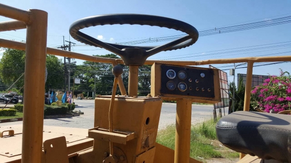 ขาย รถบดสั่นสะเทือน หน้า-หลัง เบรคดาวน์ DYNAPAC CC42A 4X4 เอกสารเล่มทะเบียนครบ รถพร้อมใช้ ซื้อไปใช้รับรองไม่ผิดหวังครับ ราคาต่อรองได้